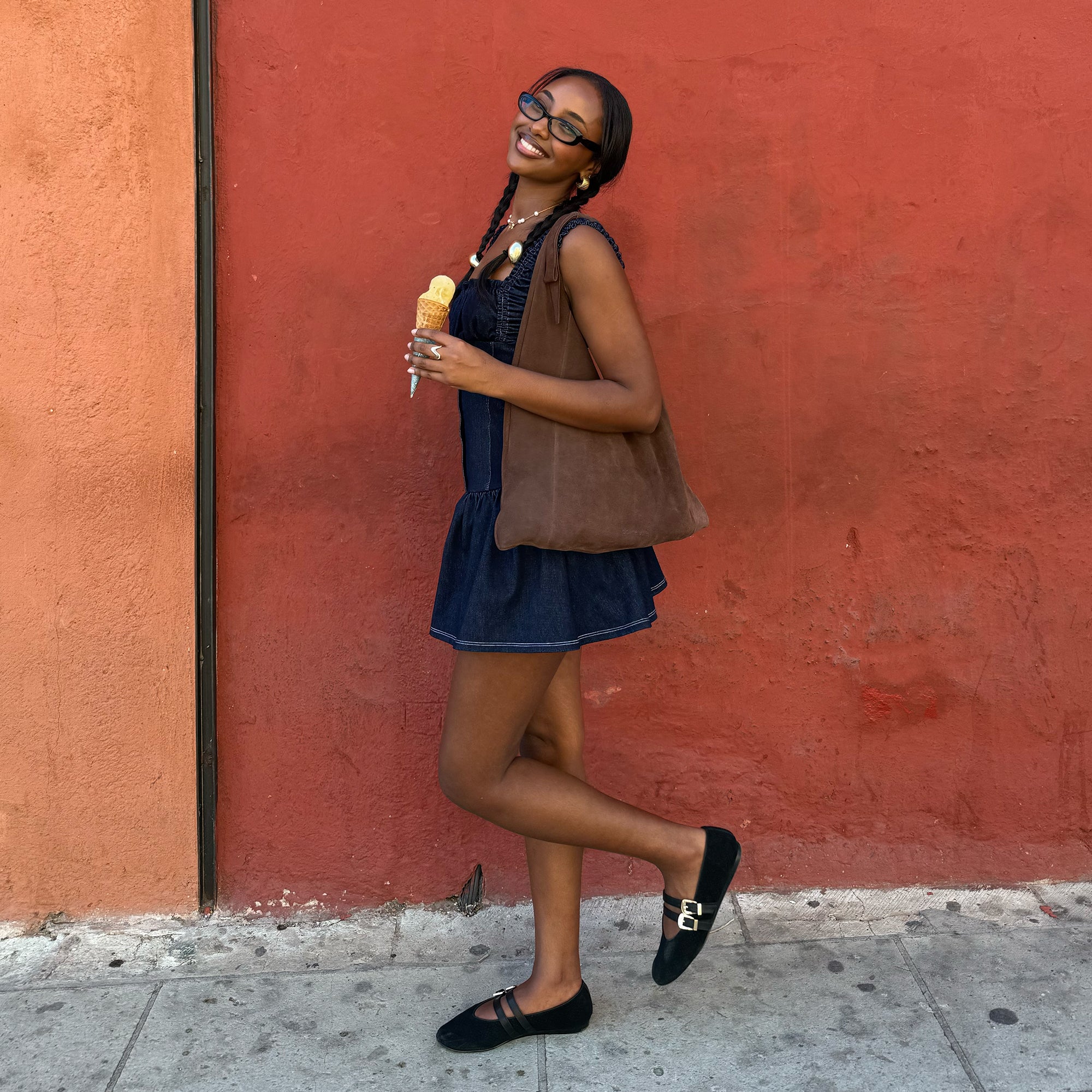 MARIE TOTE CHOCOLATE SUEDE