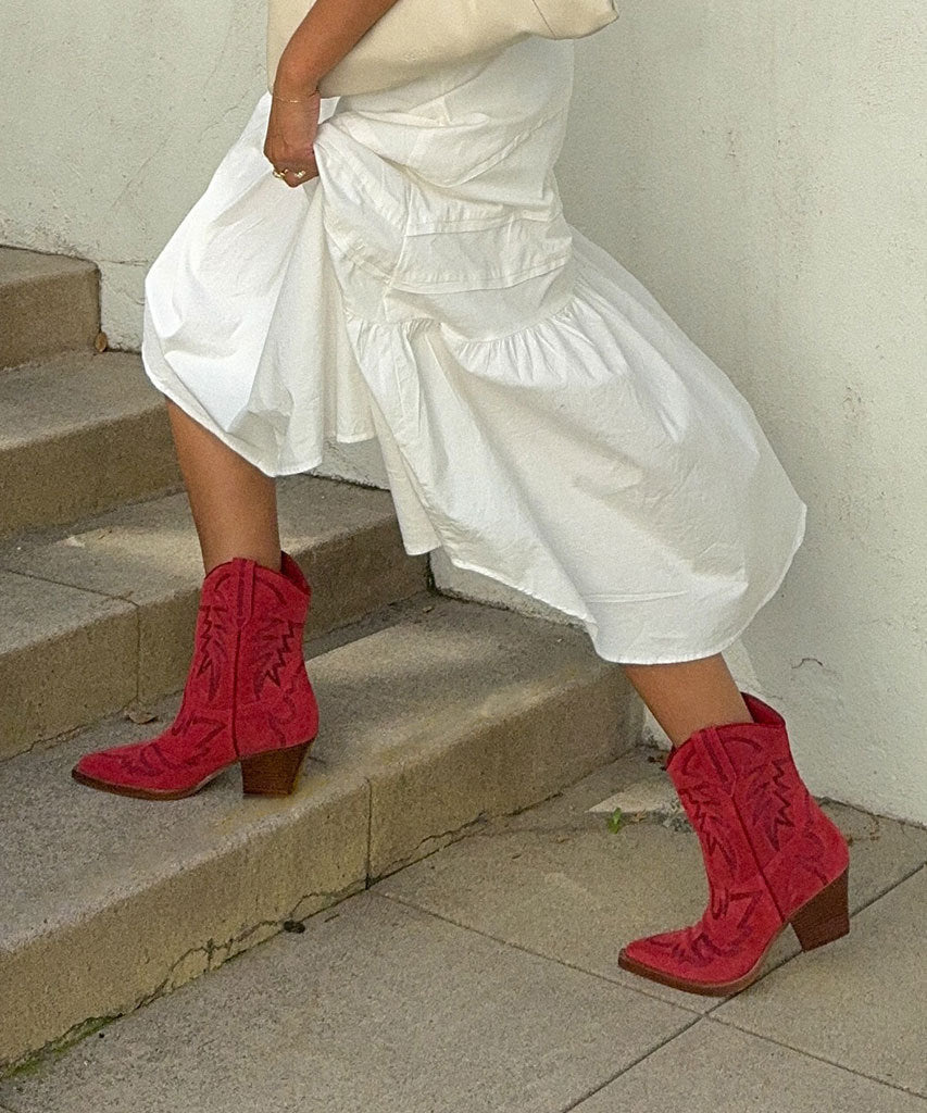 RUNA BOOTS RED SUEDE - image 2