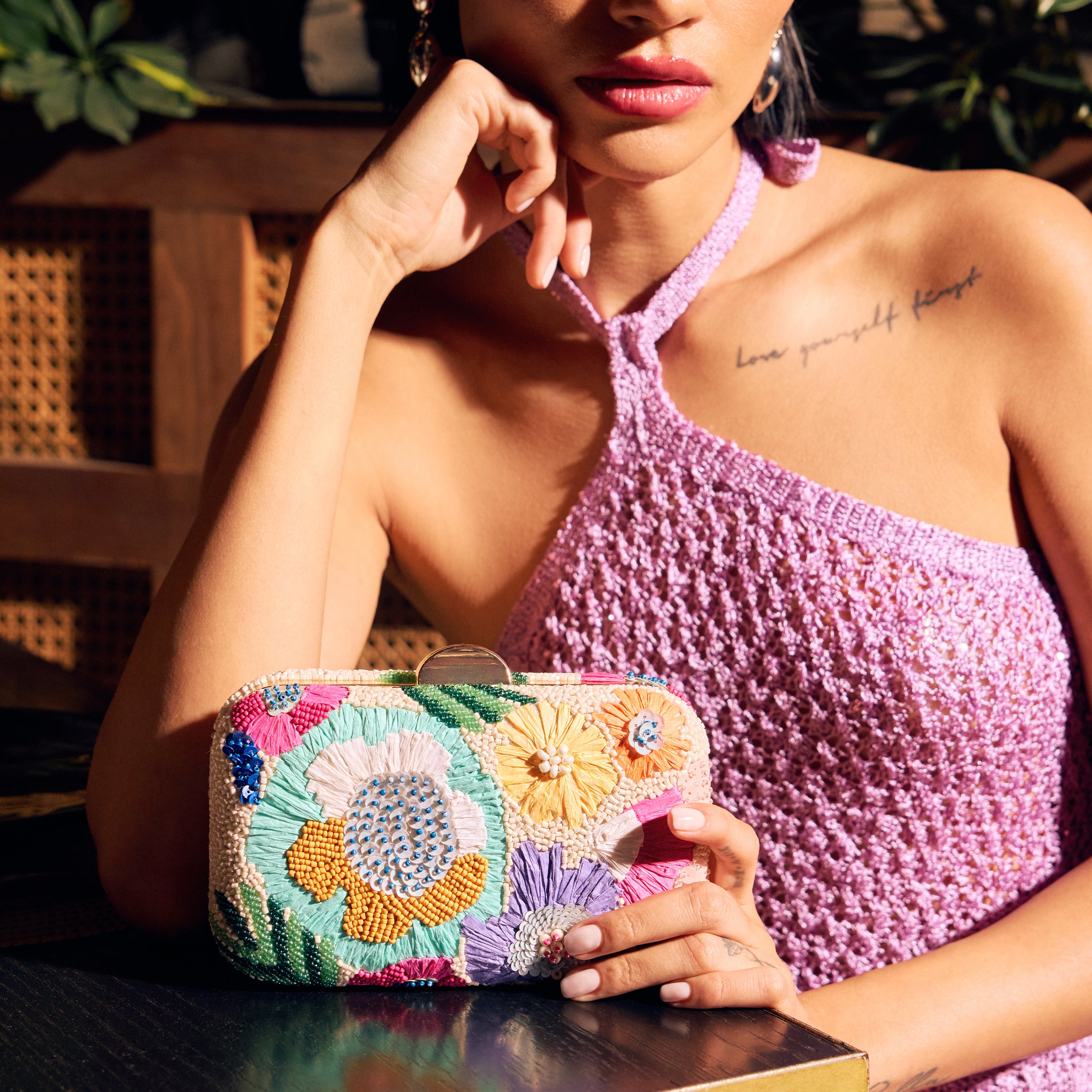 DAISY CLUTCH PASTEL MULTI BEADED