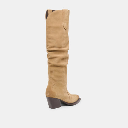 BUCKLY BOOTS CAMEL SUEDE