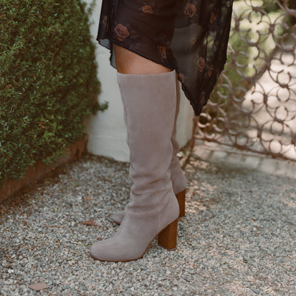 HUDSIN WIDE CALF BOOTS MAHOGANY SUEDE