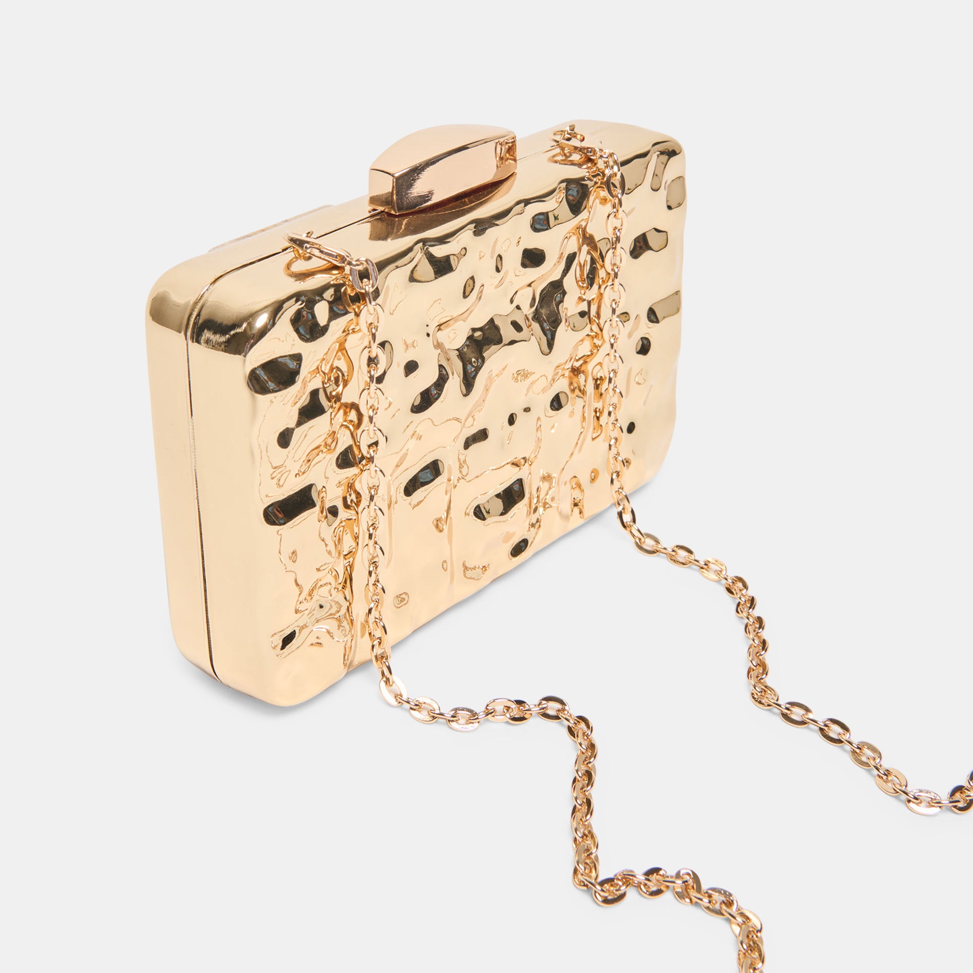 DELIA CLUTCH GOLD METAL