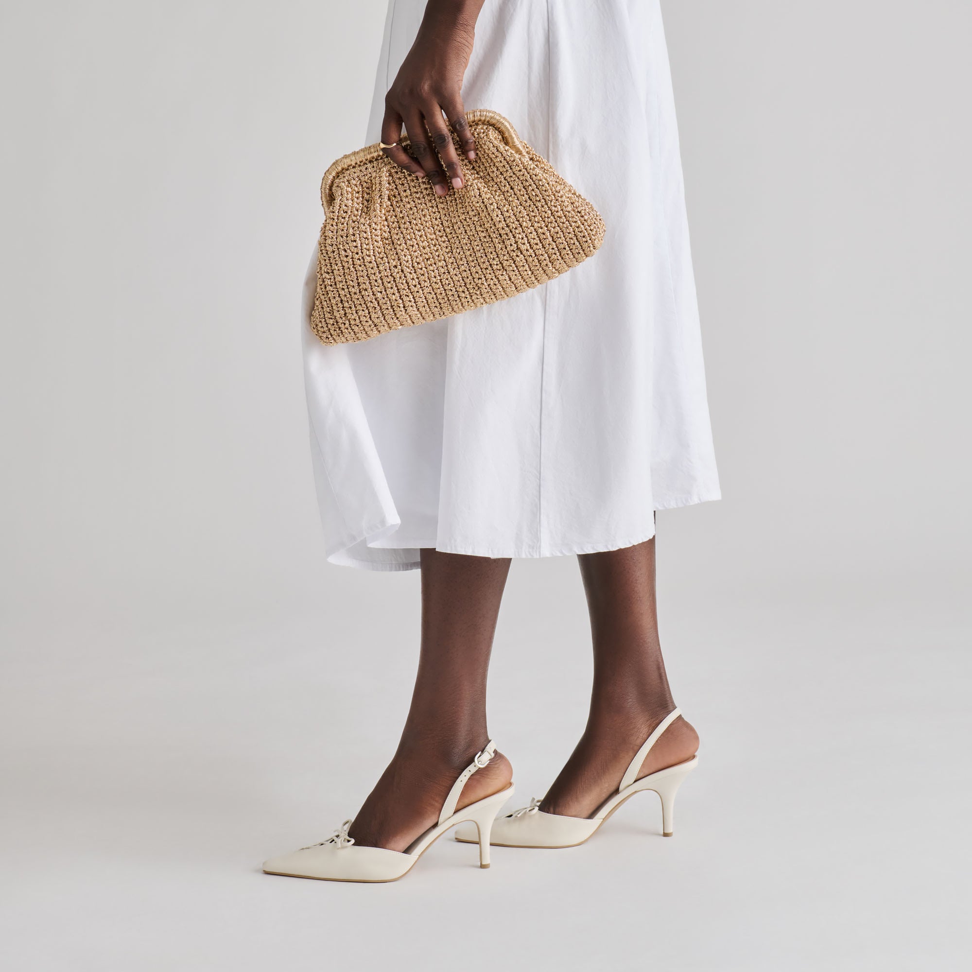 IONE CLUTCH GOLD CROCHET