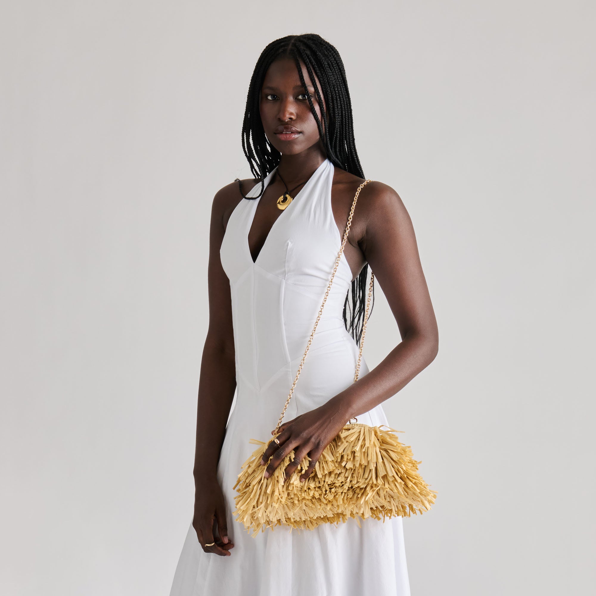 SERINA CLUTCH NATURAL RAFFIA