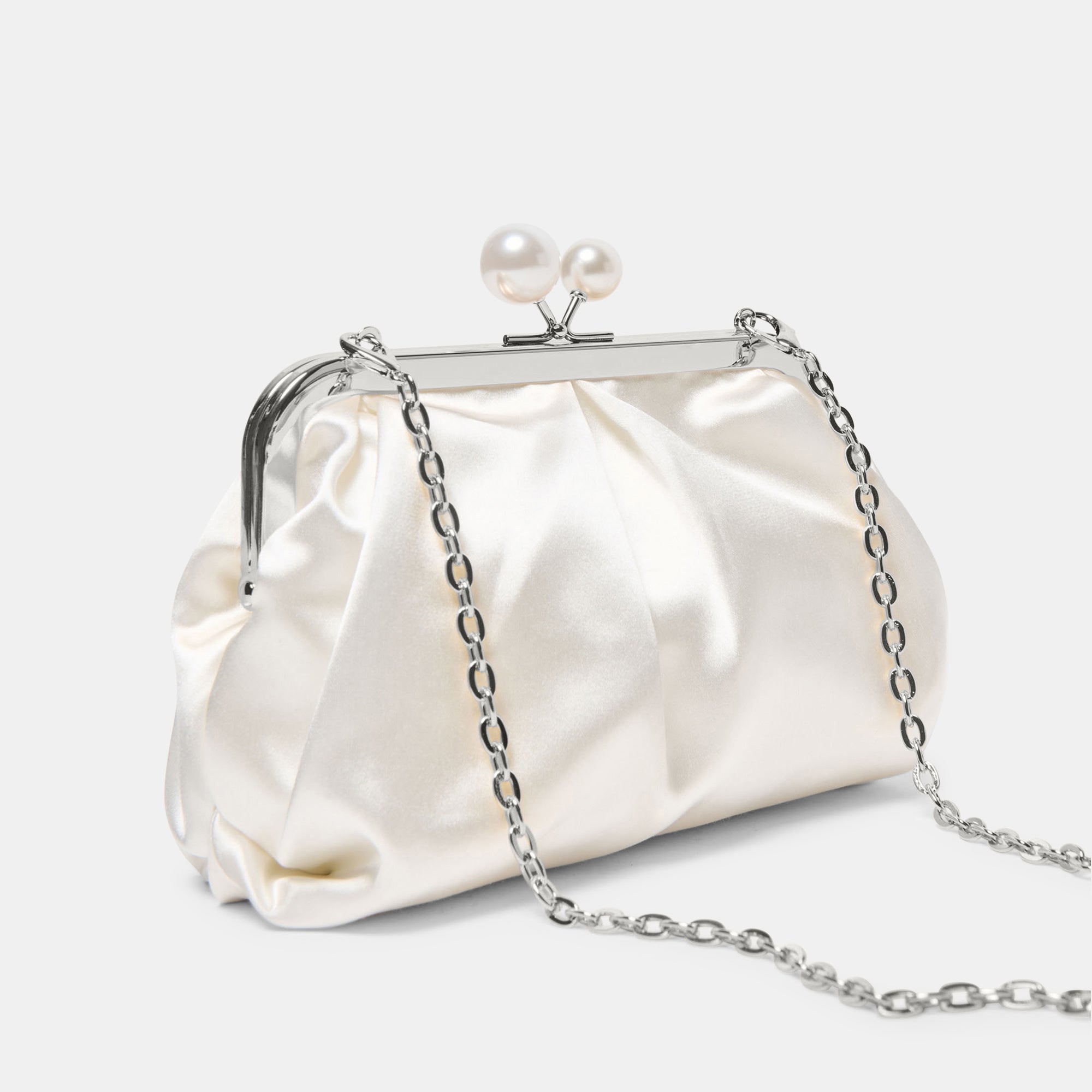 KENDALL CLUTCH WHITE SATIN