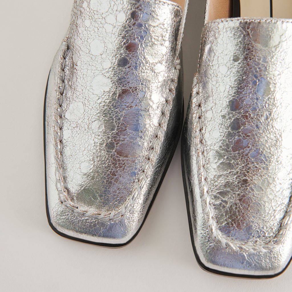 BENY WIDE FLATS SILVER DISTRESSED LEATHER - image 5