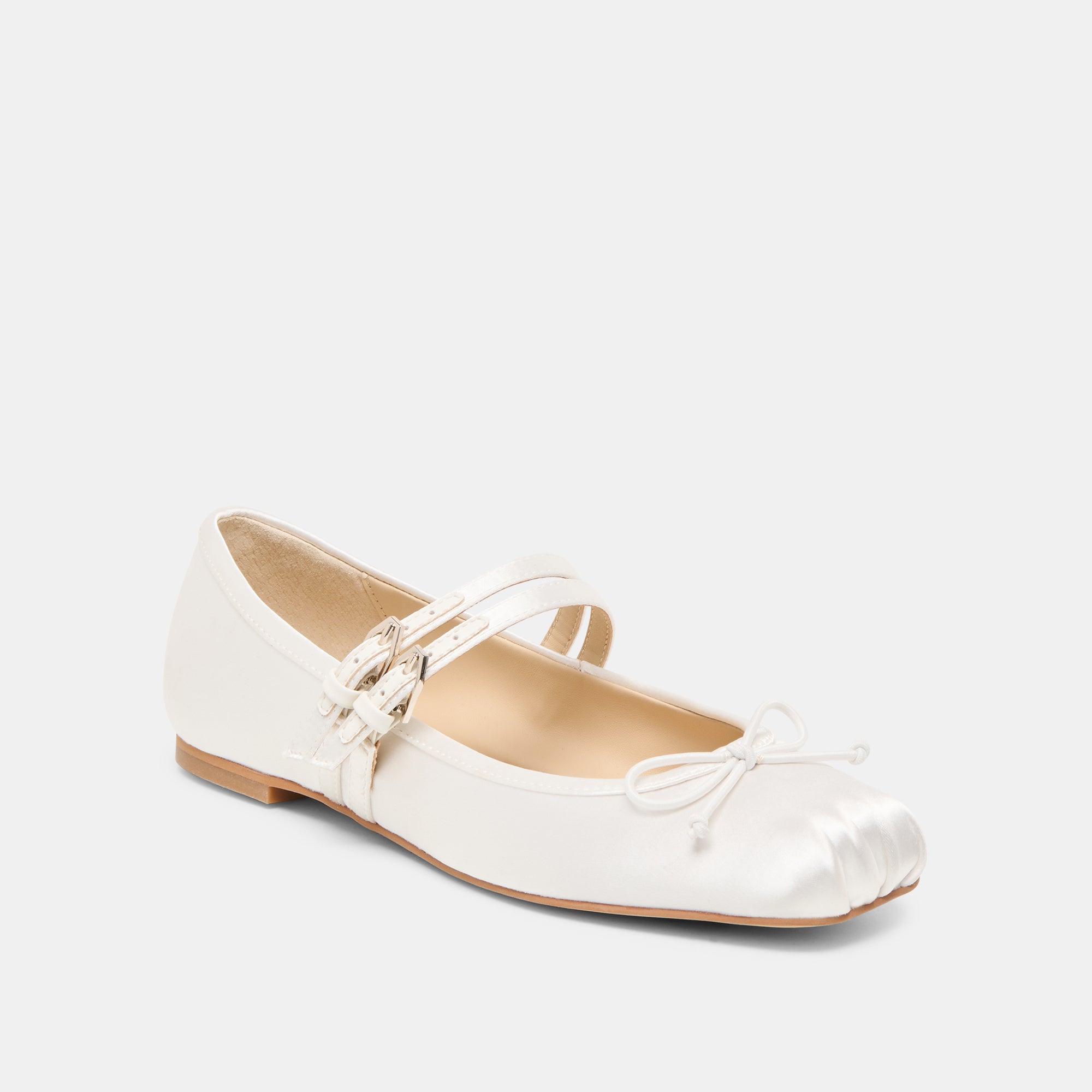 Gibsen Ballet Flats in White | Size 5 | By Dolce Vita Gibsen Ballet Flats in White | Size 5 | By Dolce Vita