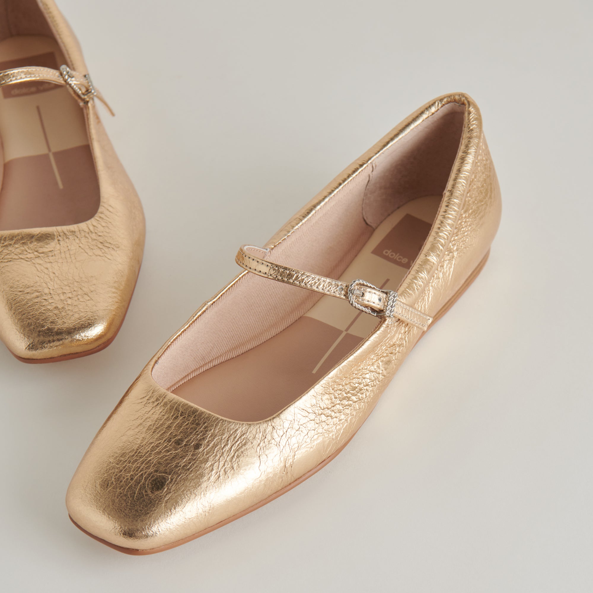 Reyes Ballet Flats Gold Distressed Leather