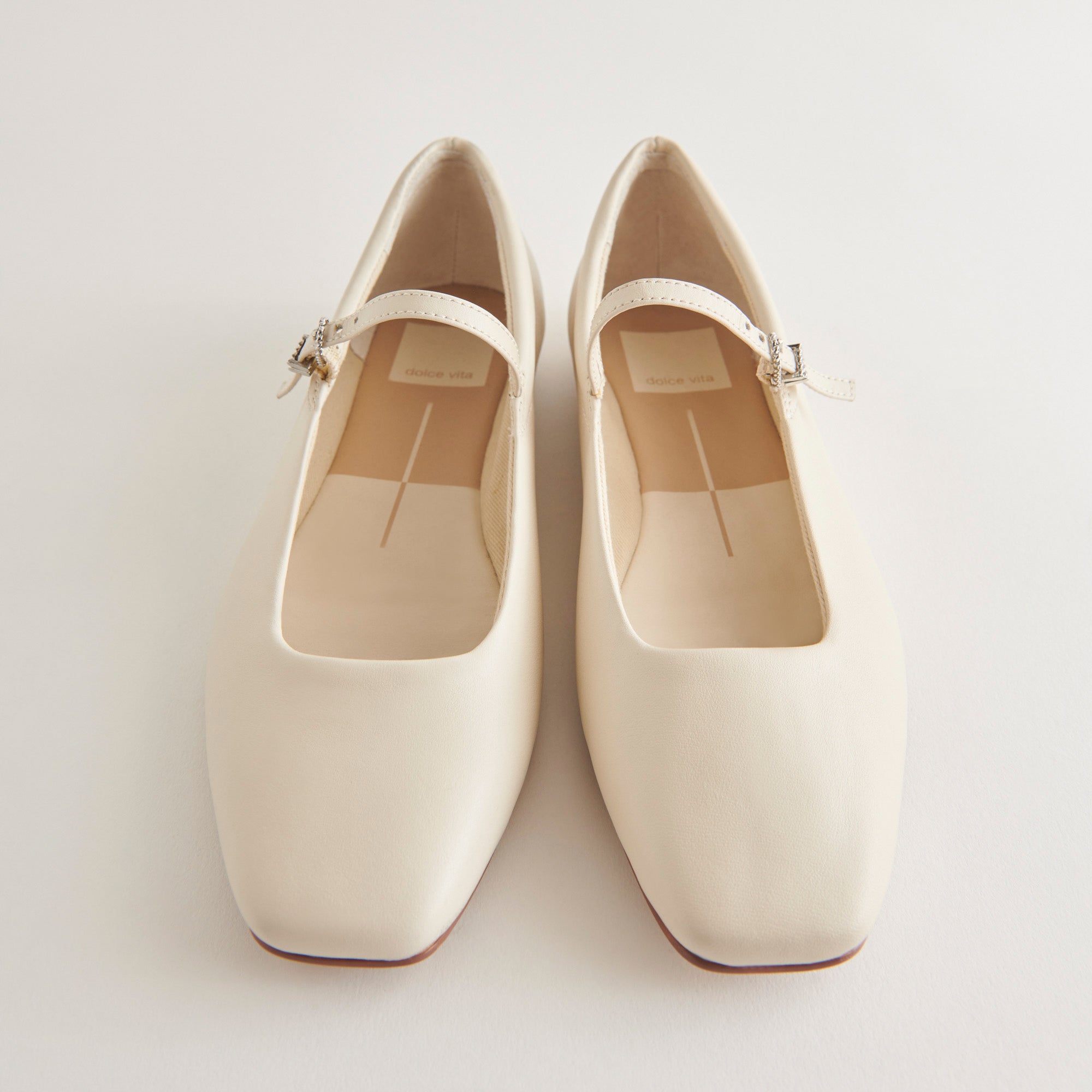 REYES Ballet Flats Ivory Leather | Ivory Leather Flats â Dolce Vita
