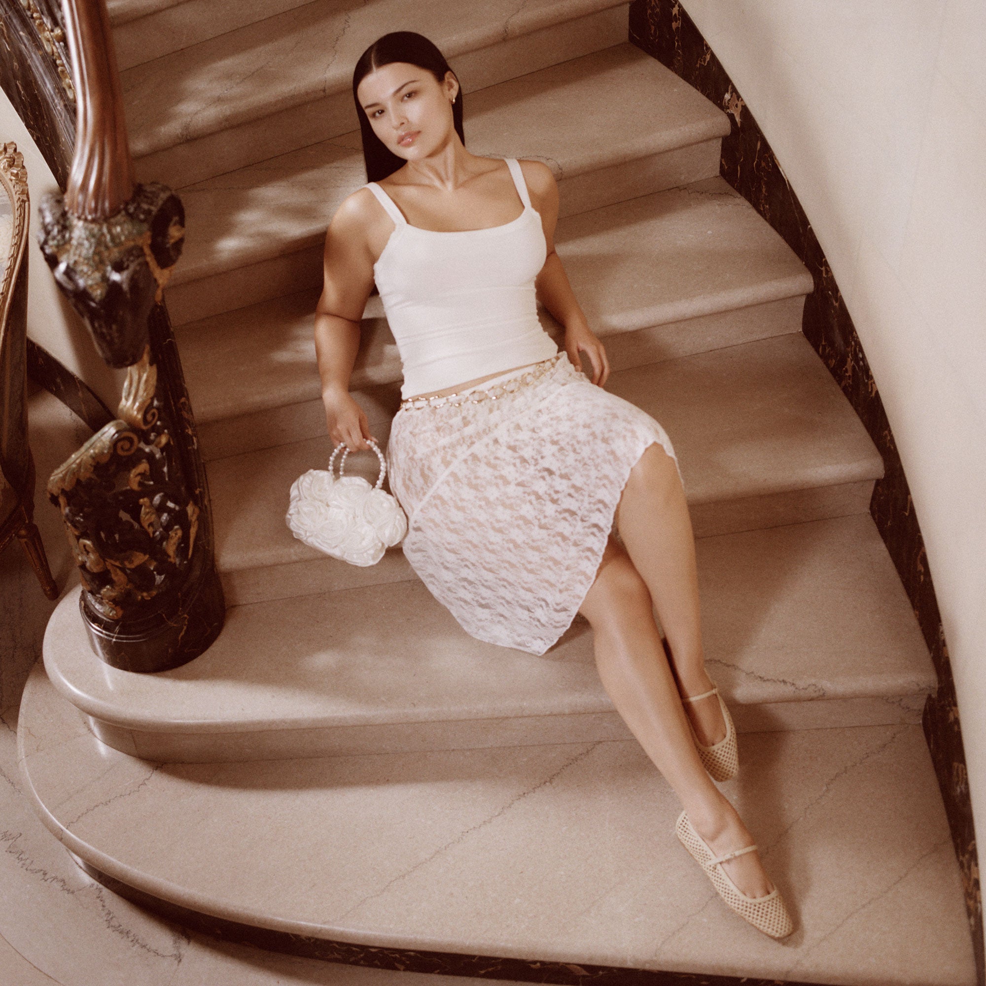 AUBREY HANDBAG WHITE SATIN