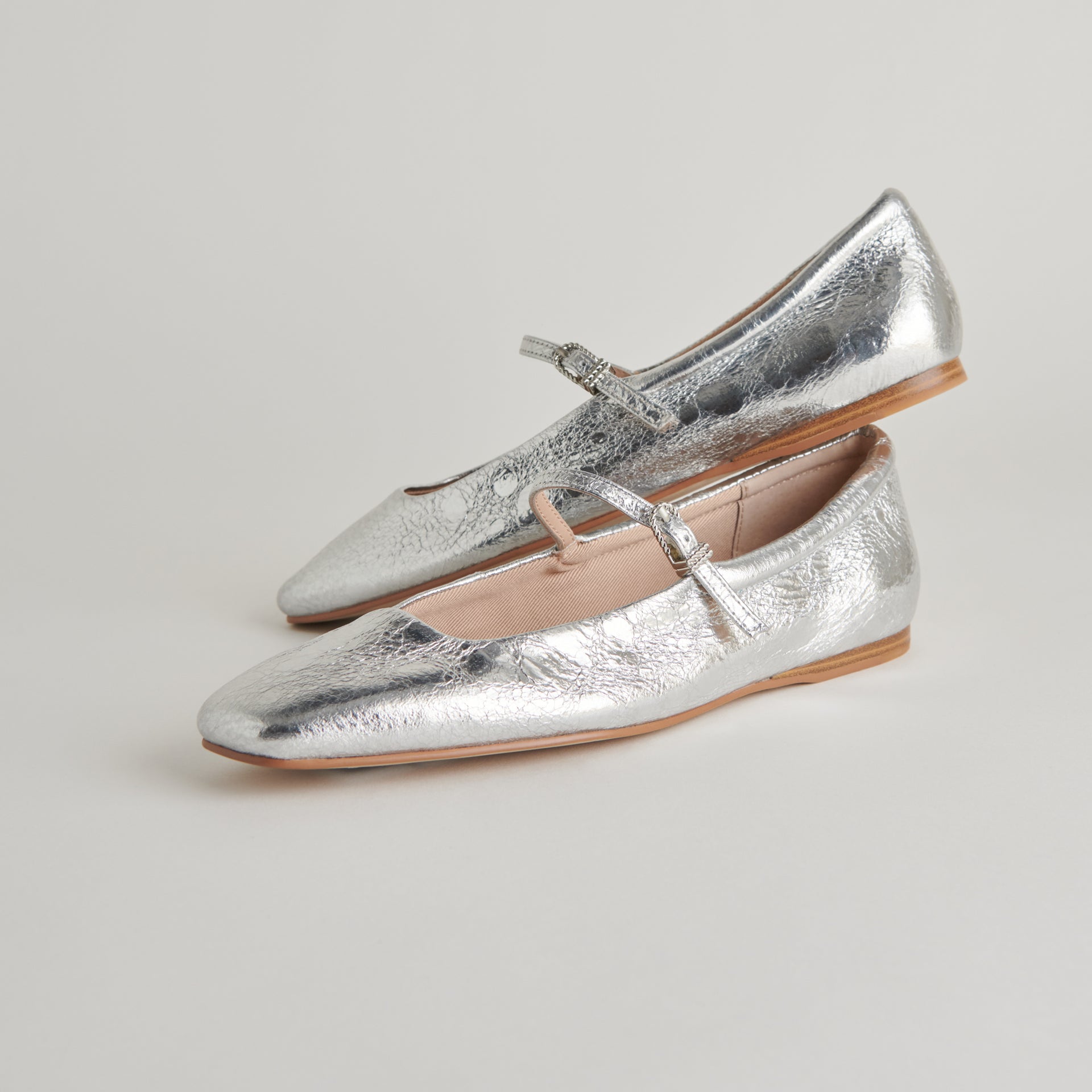 Reyes Ballet Flats Silver Distressed Leather Silver Ballet Flats