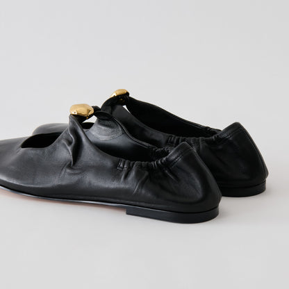 CORNEL FLATS BLACK LEATHER