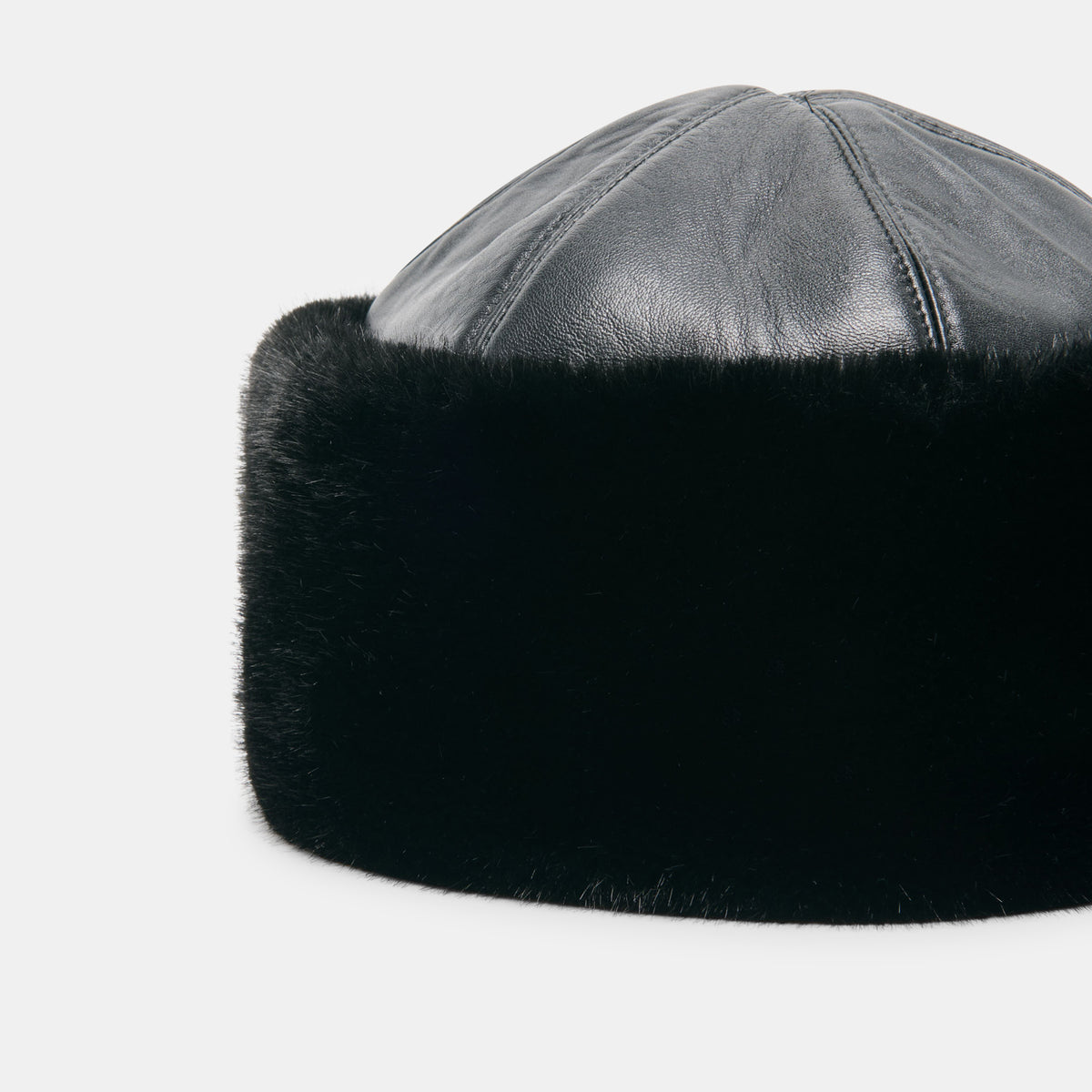 FAUX FUR CUFF HAT BLACK - view 2