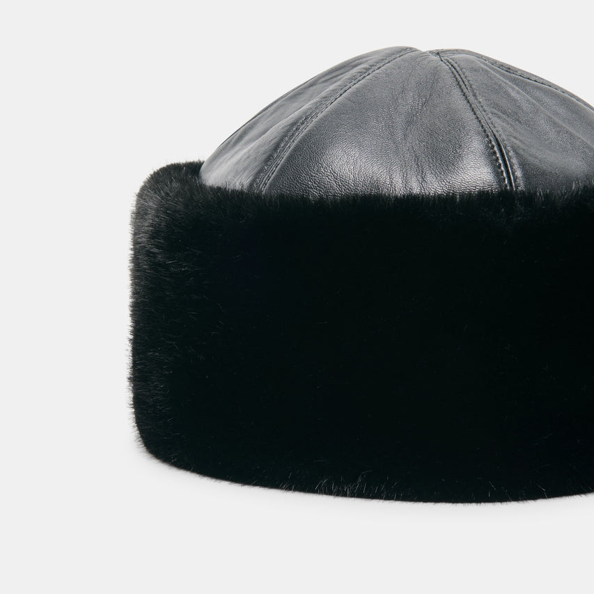 FAUX FUR CUFF HAT BLACK