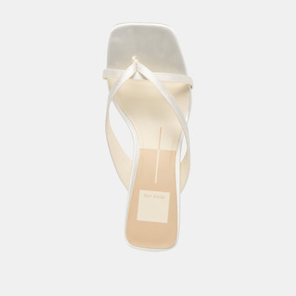 BREVEL WIDE HEELS TRUE WHITE SATIN