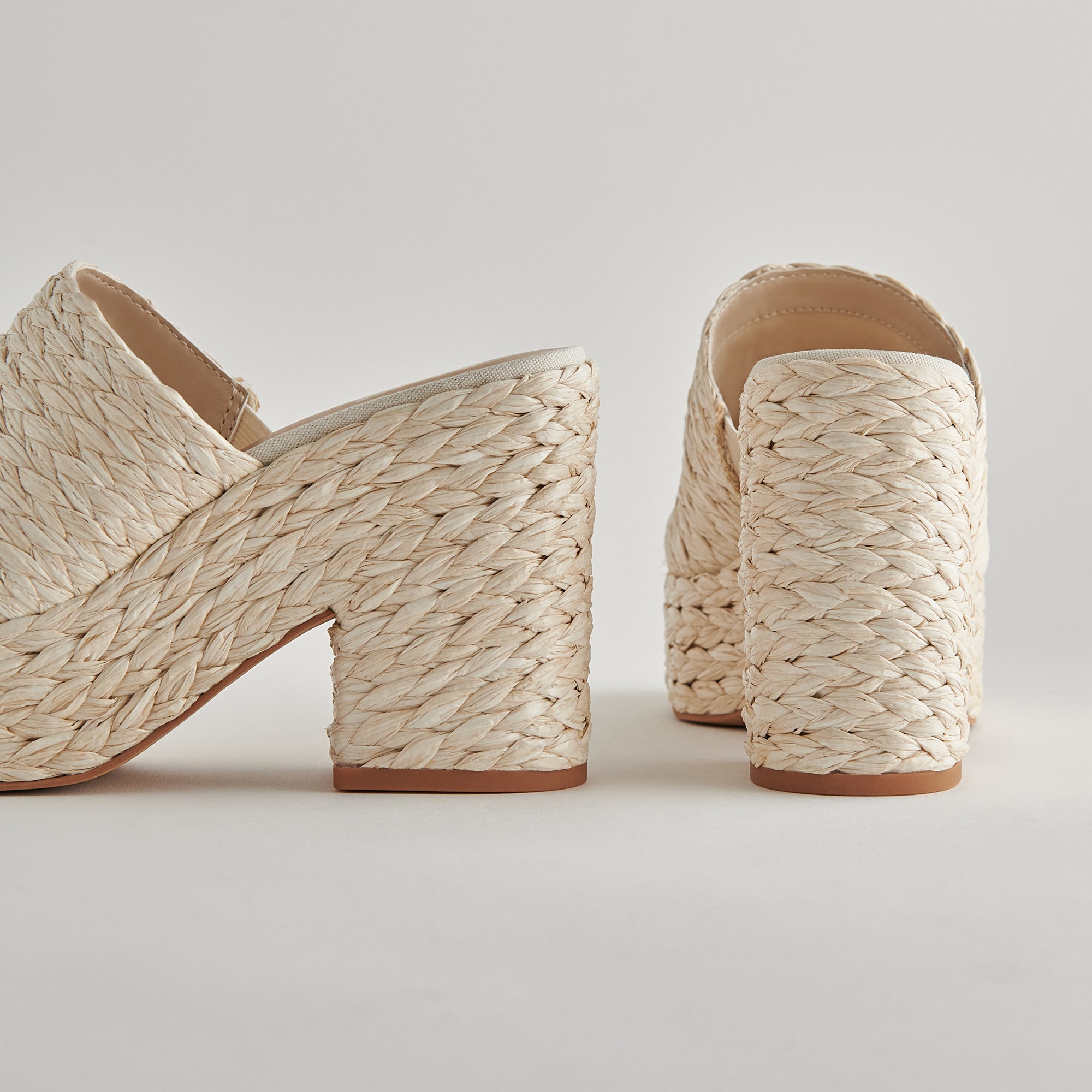 ELORA Heels Off-White Raffia| Off-White Raffia Heeled Sandals – Dolce Vita