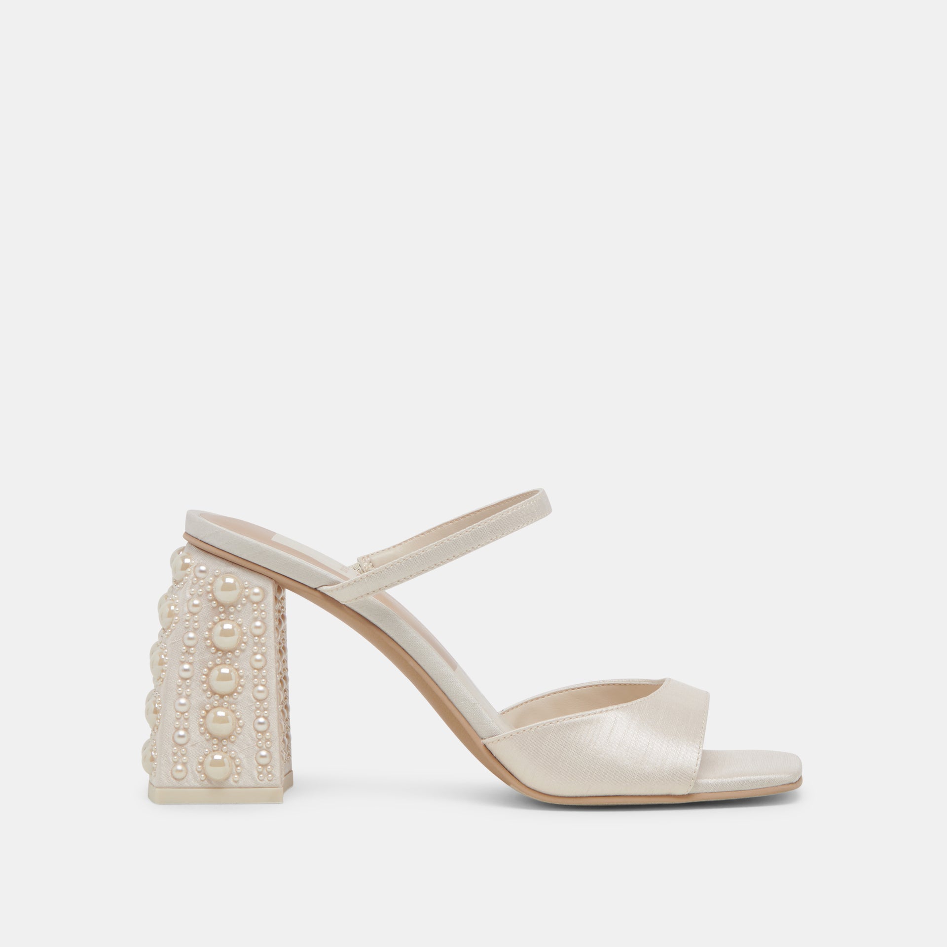 JEMMY PEARL HEELS VANILLA SILK – Dolce Vita