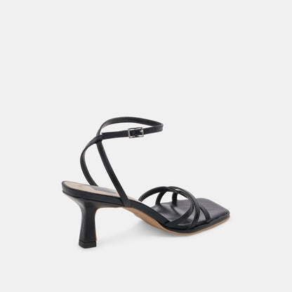 MANJI WIDE HEELS MIDNIGHT PATENT LEATHER