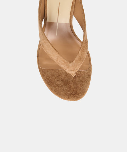 EVARLY WEDGES LT BROWN SUEDE