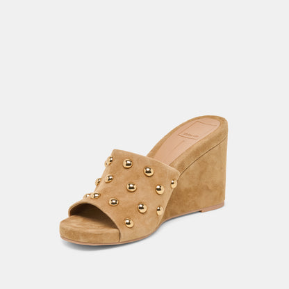 HOLTA STUD WEDGES LT BROWN SUEDE