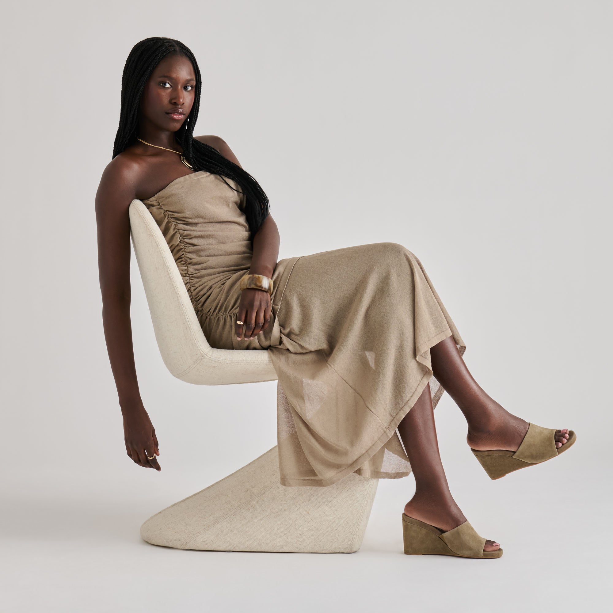 HOLTA WEDGES OLIVE SUEDE