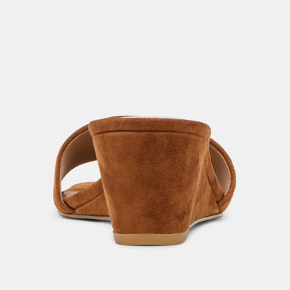 QAILY WIDE WEDGES BROWN SUEDE