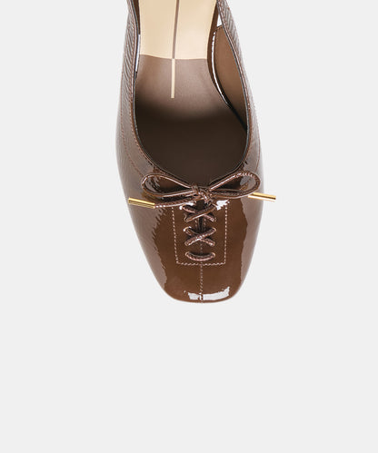 SAYLEE HEELS WALNUT CRINKLE PATENT