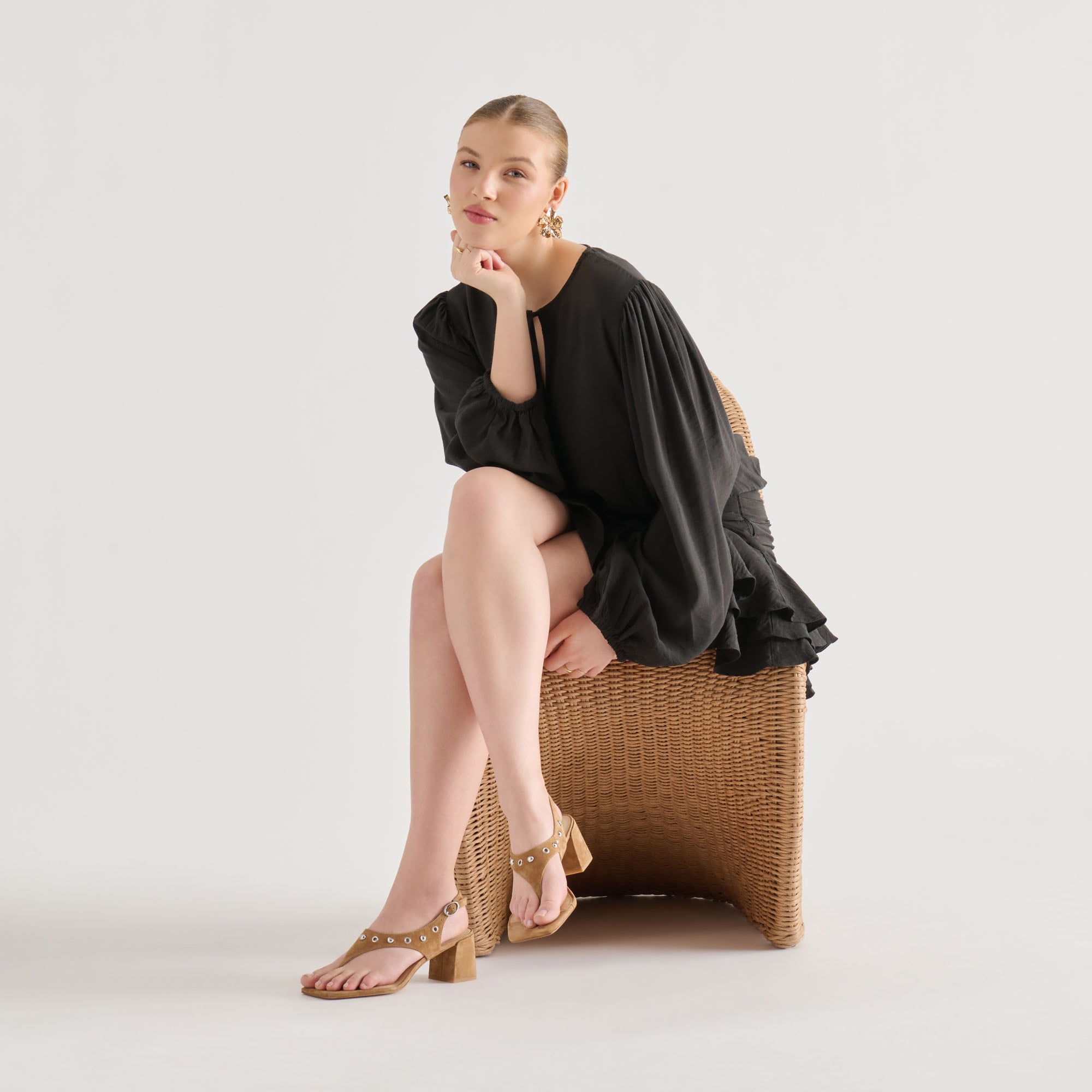 YVES STUD HEELS LT BROWN SUEDE - view 4