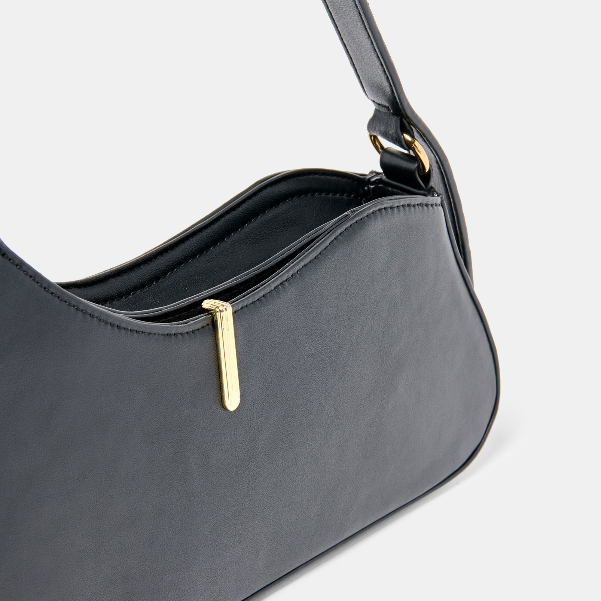 PRYA SHOULDER BAG BLACK LEATHER