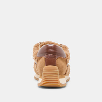 B.NTCD PLUSH SNEAKERS BROWN PLUSH