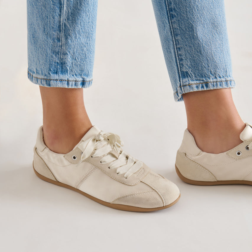 DAKODA SNEAKERS OFF WHITE SATIN