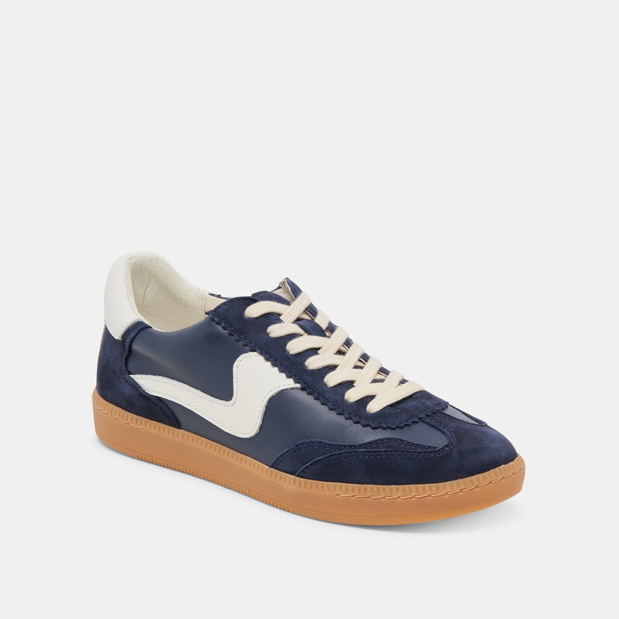 Notice Sneaker