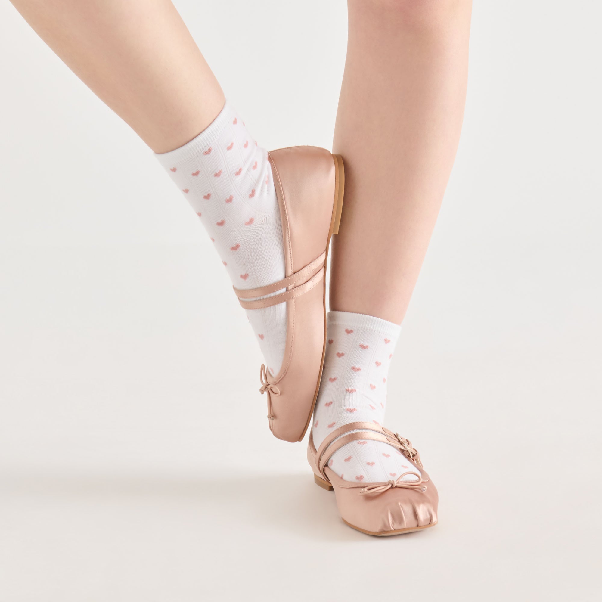 3 PACK SWEET HEART ANKLET SOCKS WHITE PINK - view 2