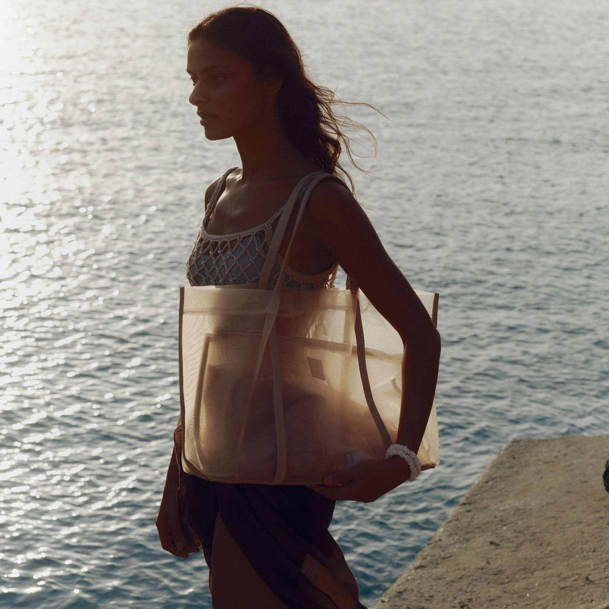 AISLIN TOTE BLUSH MESH