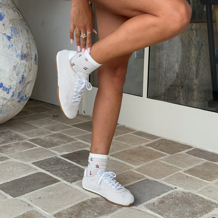 CHERRY WAFFLE KNIT SOCKS WHITE RED