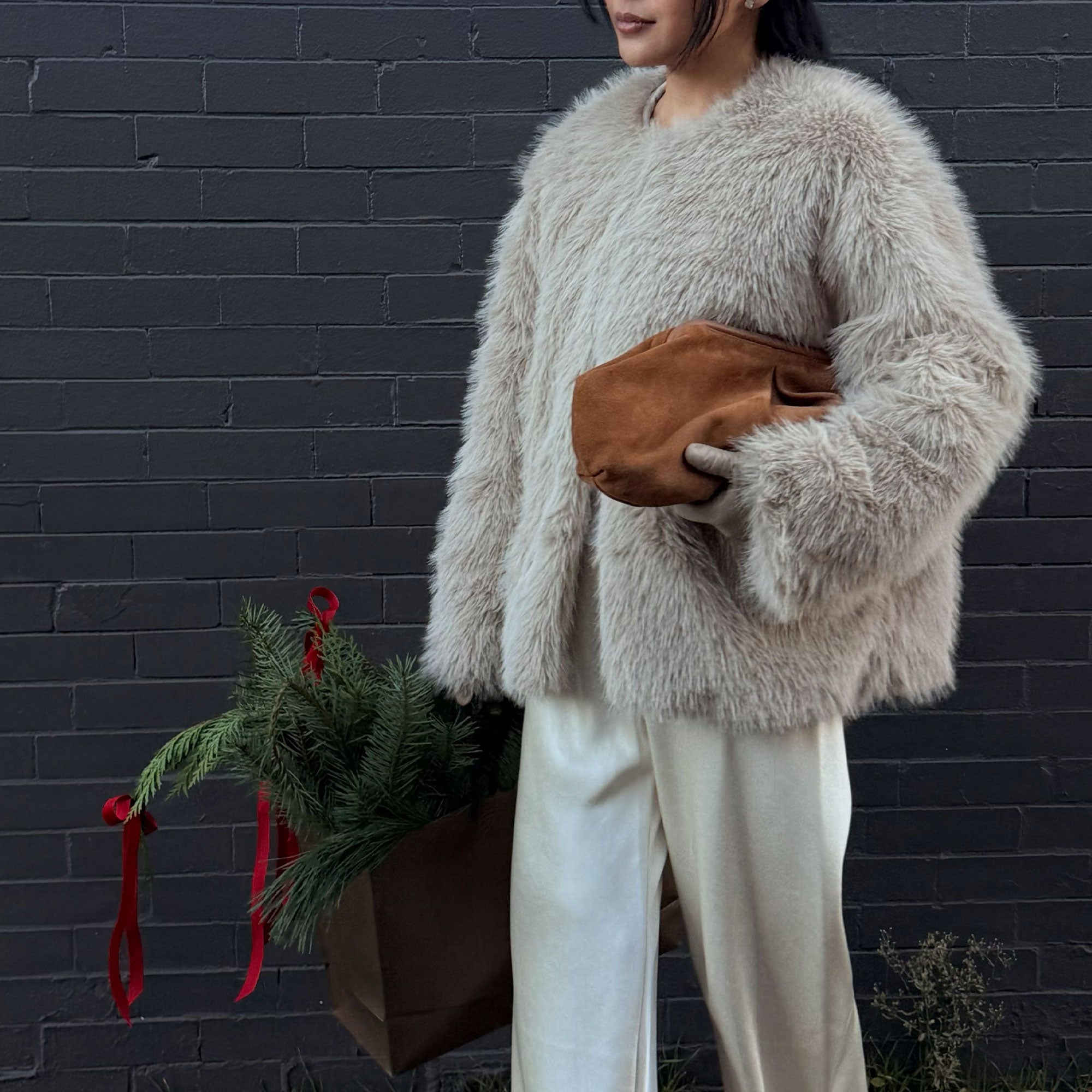 SAHARA CLUTCH COGNAC SUEDE