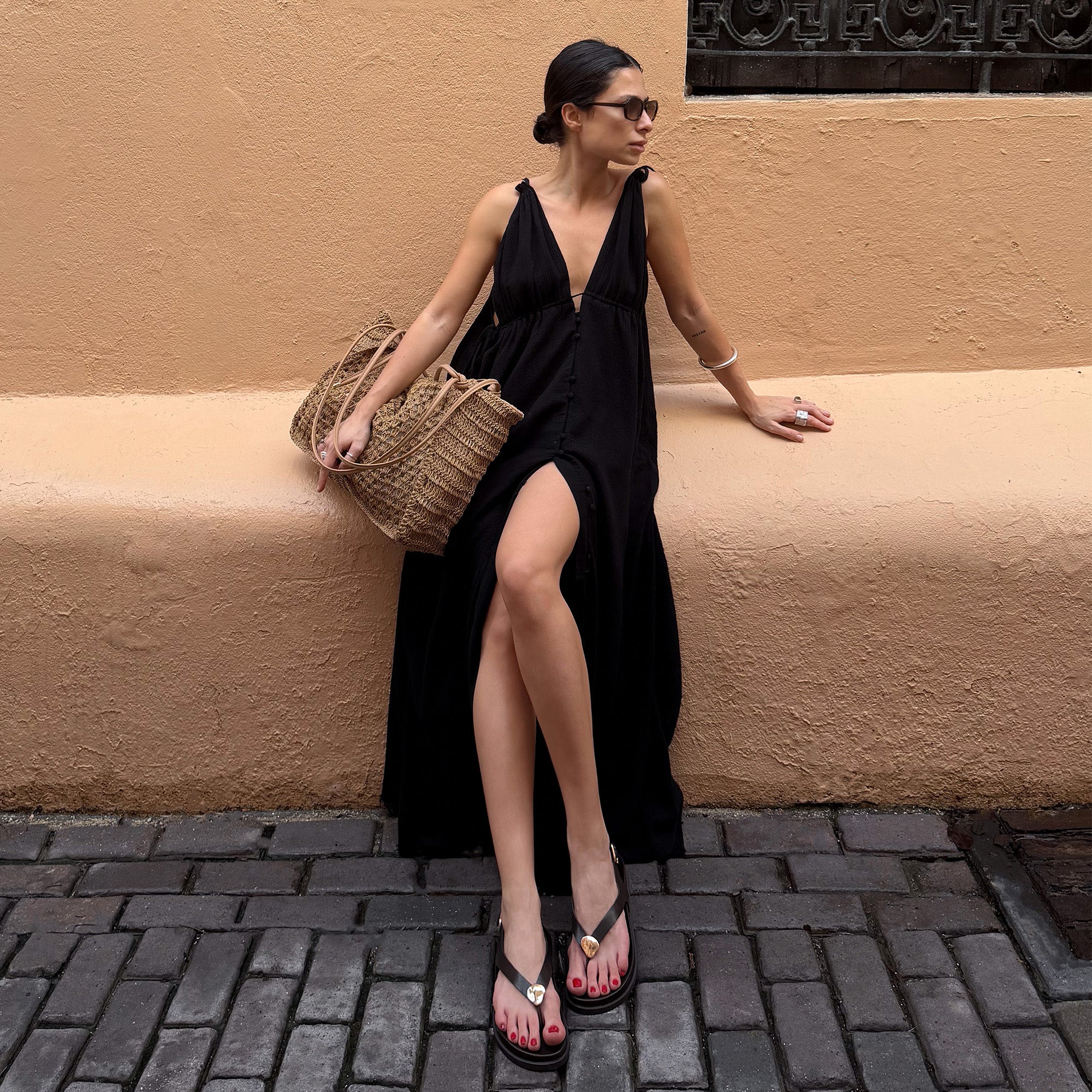 Jony Sandals in Black | Size 11