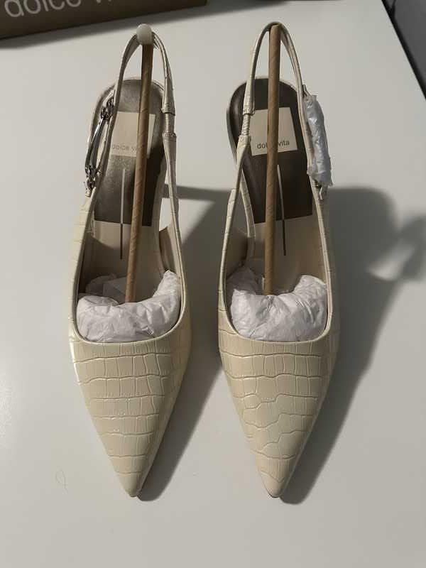 SAND EMBOSSED LEATHER / 7 / V277_Mary_103343