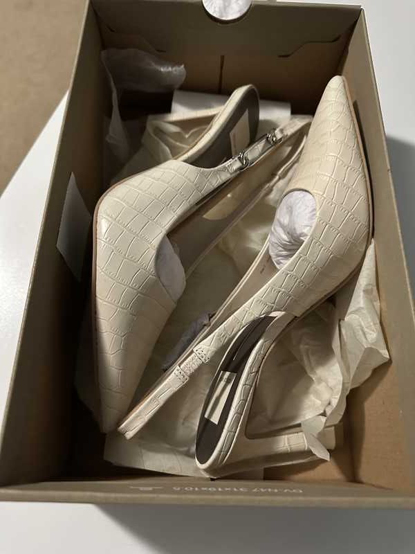 SAND EMBOSSED LEATHER / 7 / V277_Mary_103343