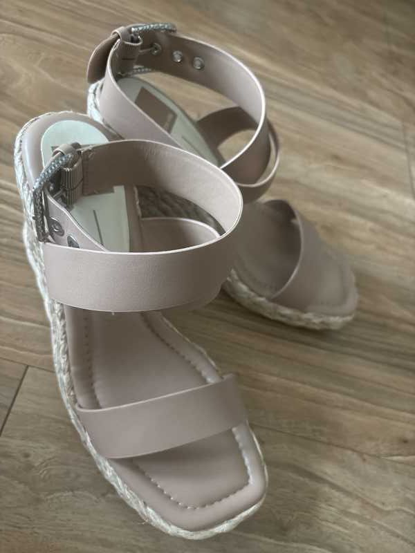 CAFE LEATHER / 9 / 276_Kimberly_105349