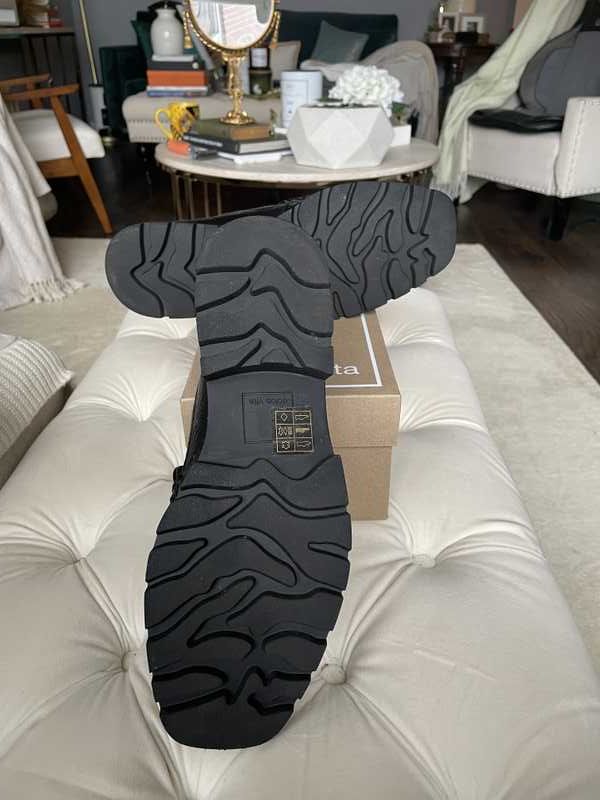 ONYX CRINKLE PATENT / 9 / V036_Syeda_107976