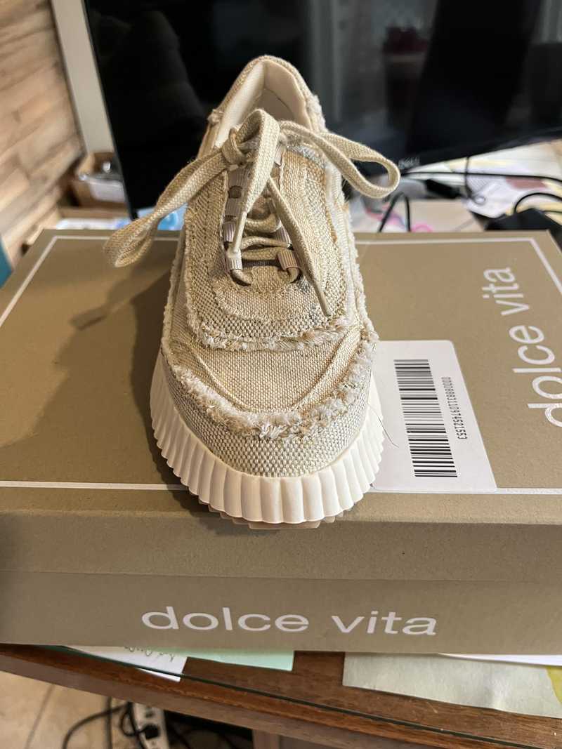 SAND CANVAS / 6 / V277_Molly_113178