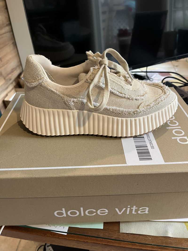 SAND CANVAS / 6 / V277_Molly_113178