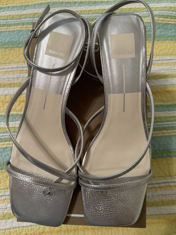 SILVER METALLIC LEATHER / 12 / V040_Rita_113995