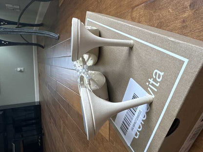 IVORY MESH / 7 / V104_Jaclyn_114212