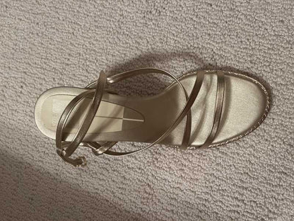 LIGHT GOLD METALLIC LEATHER / 9 / V712_Katie_114251