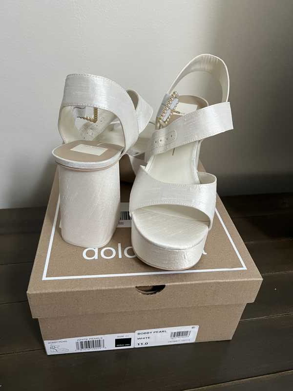 WHITE PEARLS / 11 / V100_Suvana_115376