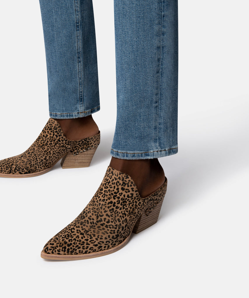 LINDSY MULES IN TAN/BLACK DUSTED LEOPARD SUEDE -   Dolce Vita - image 2