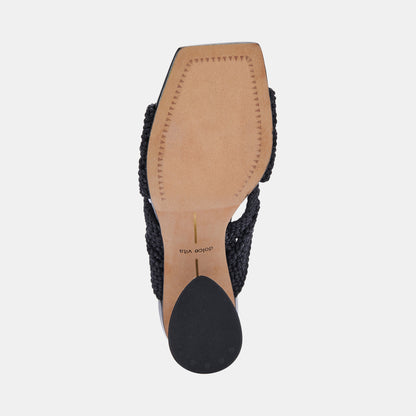 PATCH HEELS BLACK WOVEN