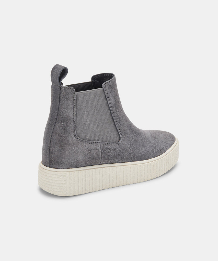 COLA SNEAKERS IN GREY SUEDE H20 -   Dolce Vita - image 11